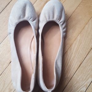 Size 8 biege/nude flats